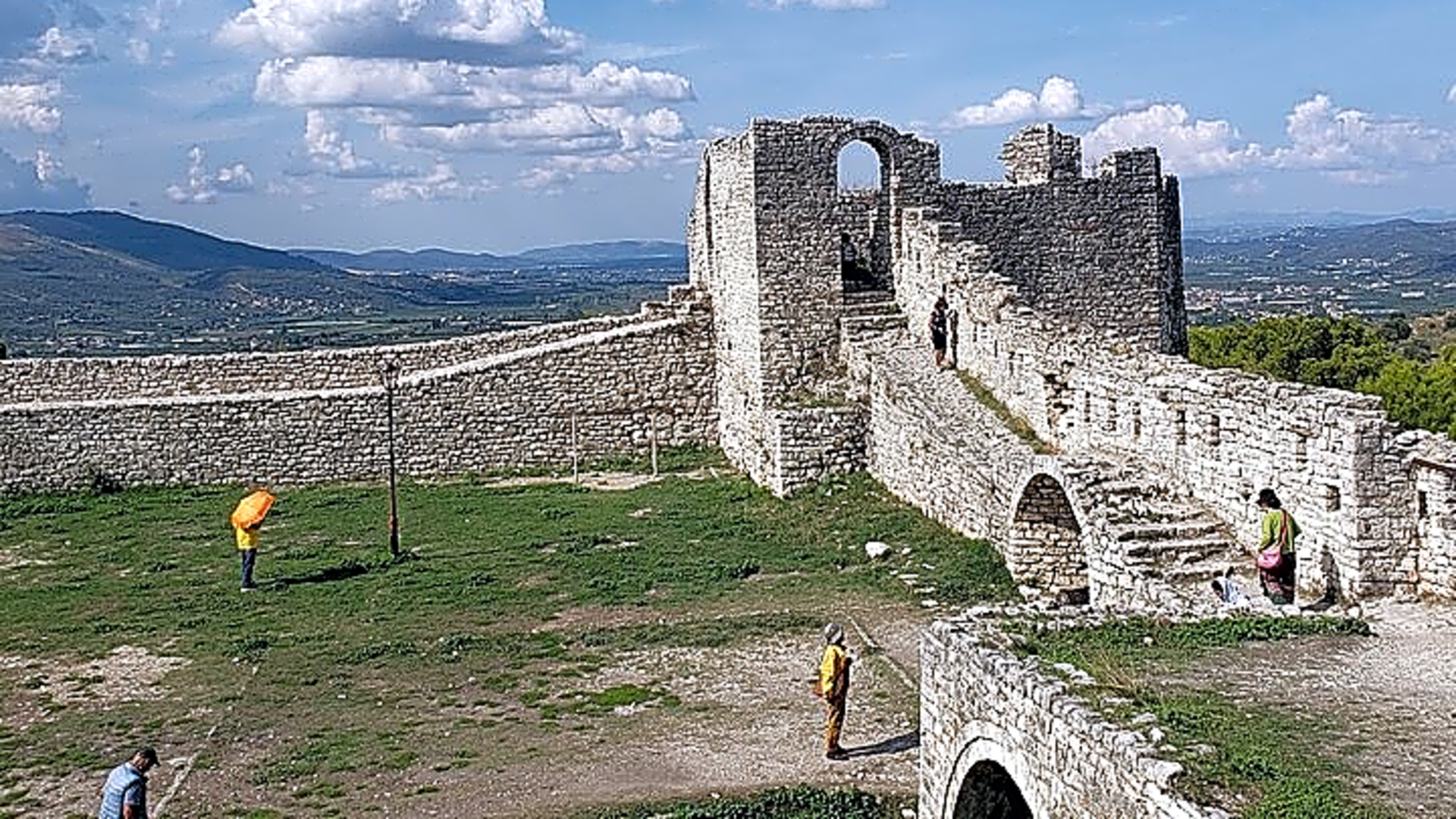 Private Full Day Tour from Tirana to Berat and Durres - Albania
