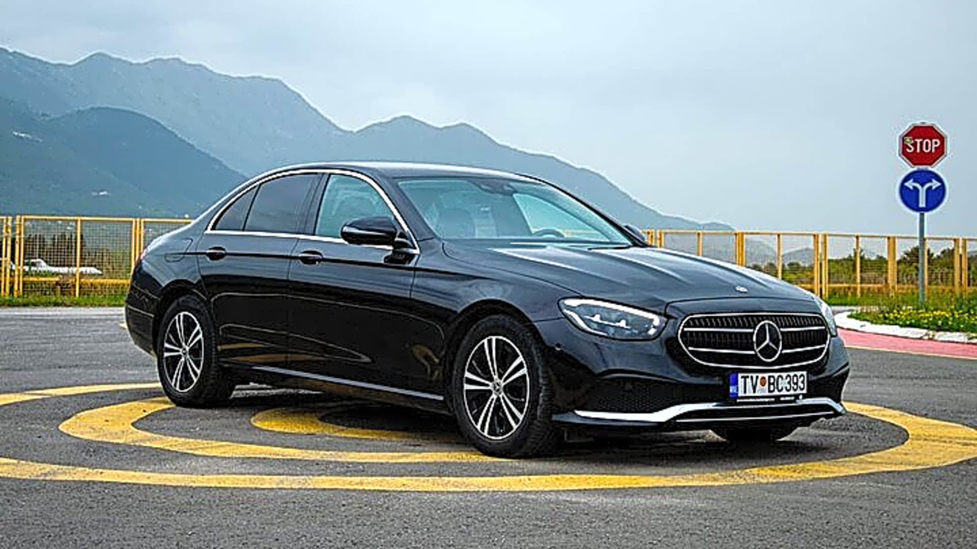 Private Transfer from Sveti Stefan to Dubrovnik airport - Montenegro