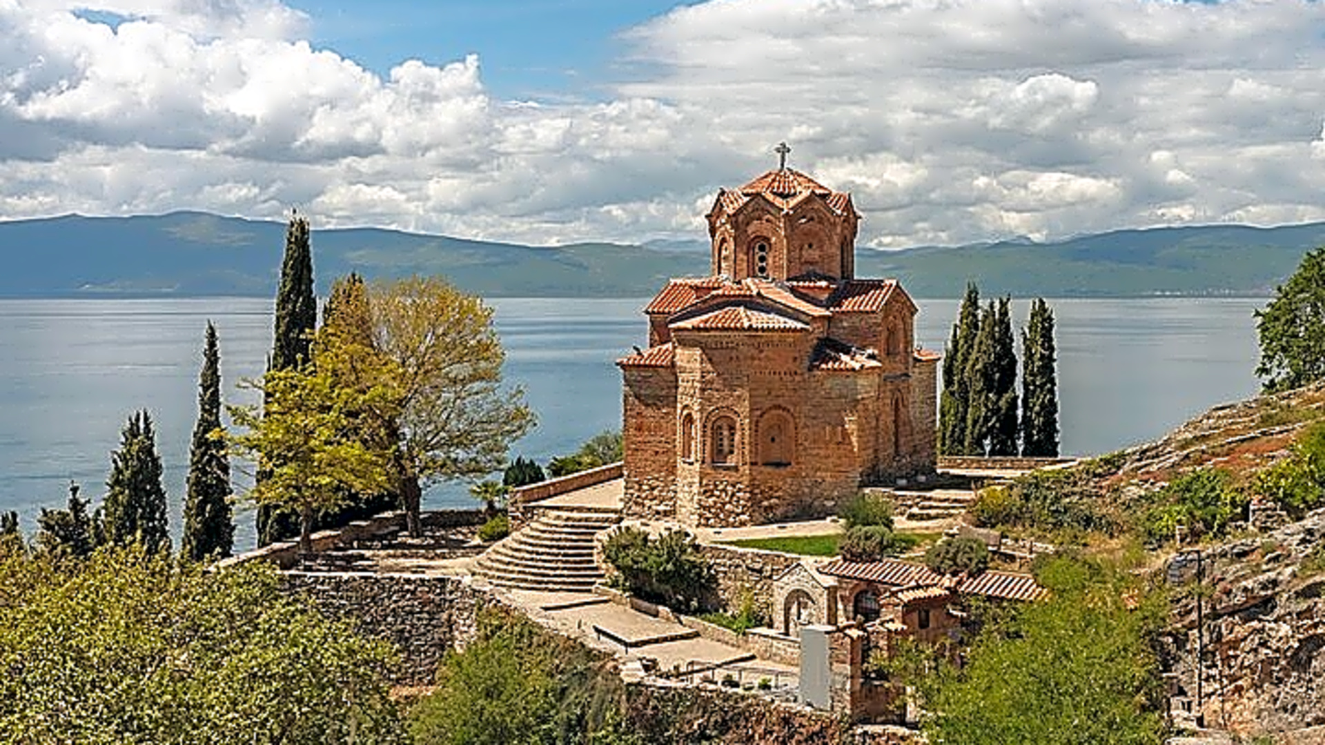 Explore Ohrid Berat Gjirokastra and the Riviera in 3 Days Tour - Albania
