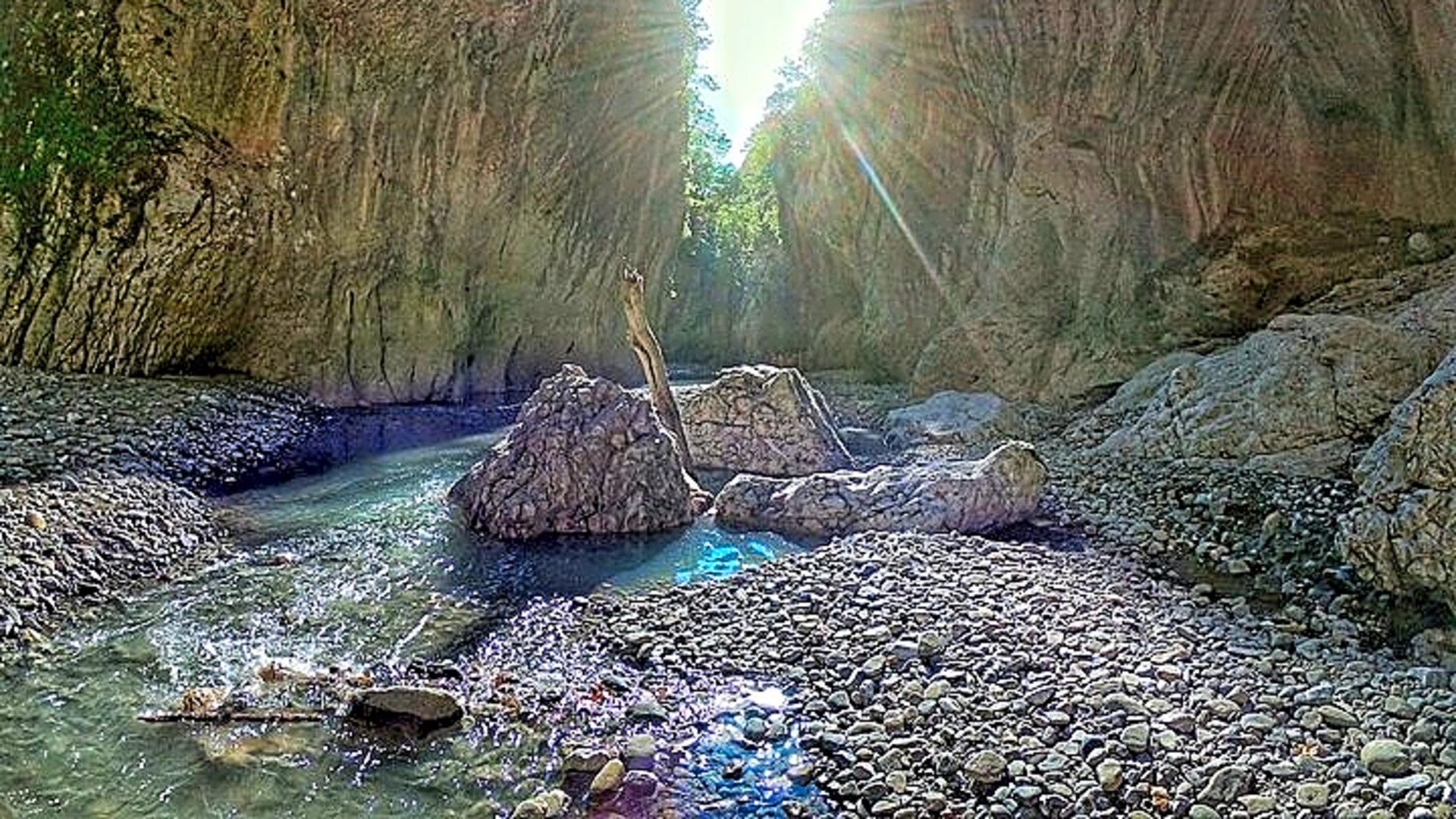Durres/Golem: Holta Canyon and Banja Lake Day Tour - Albania