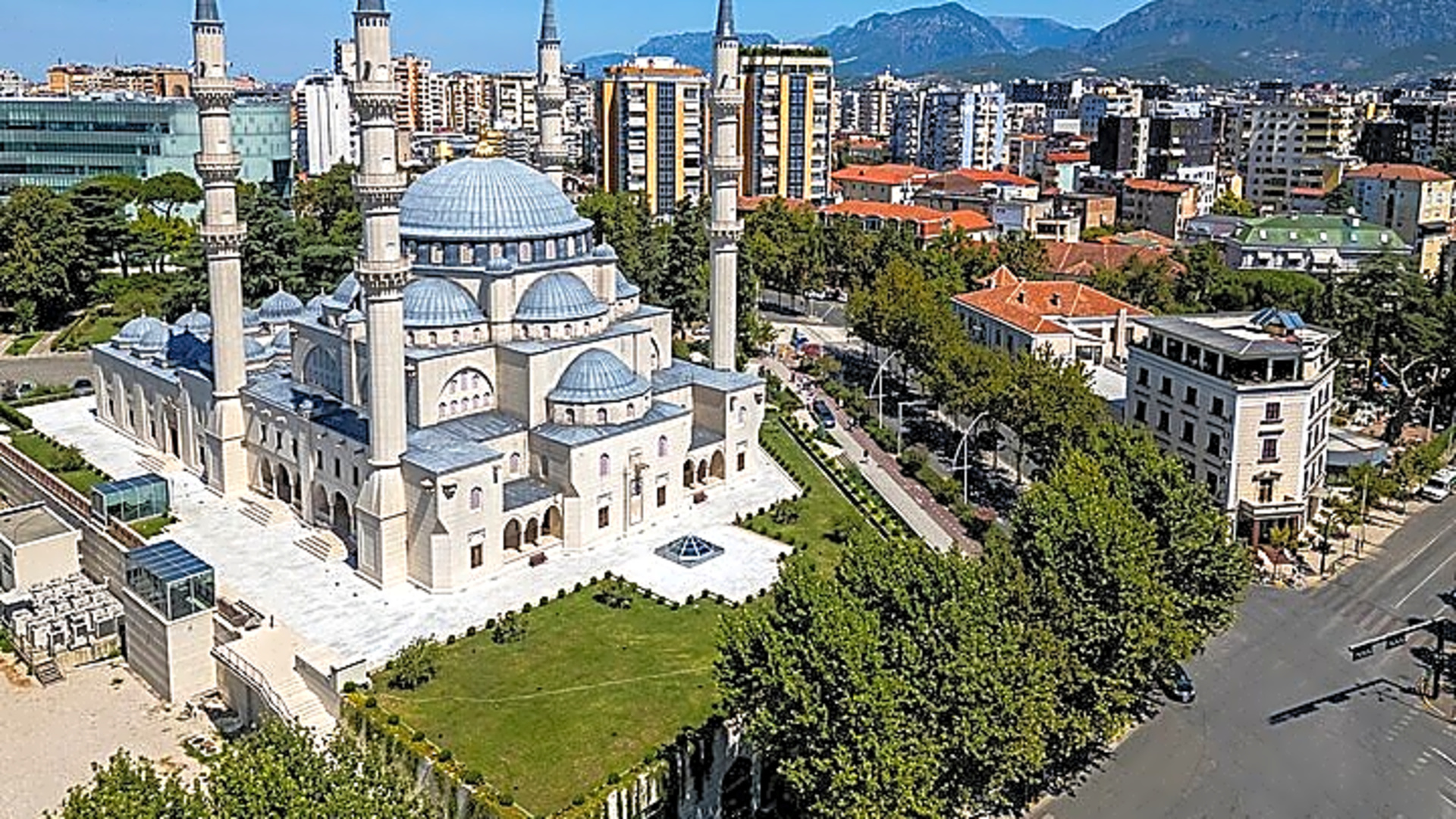 Private Sightseeing Day Tour from Tirana to Shkodër - Albania
