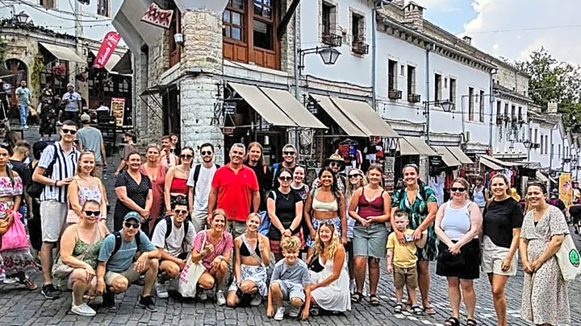Saranda:Lekursi Castle, Blue Eye, Gjirokaster & More Tour - Albania