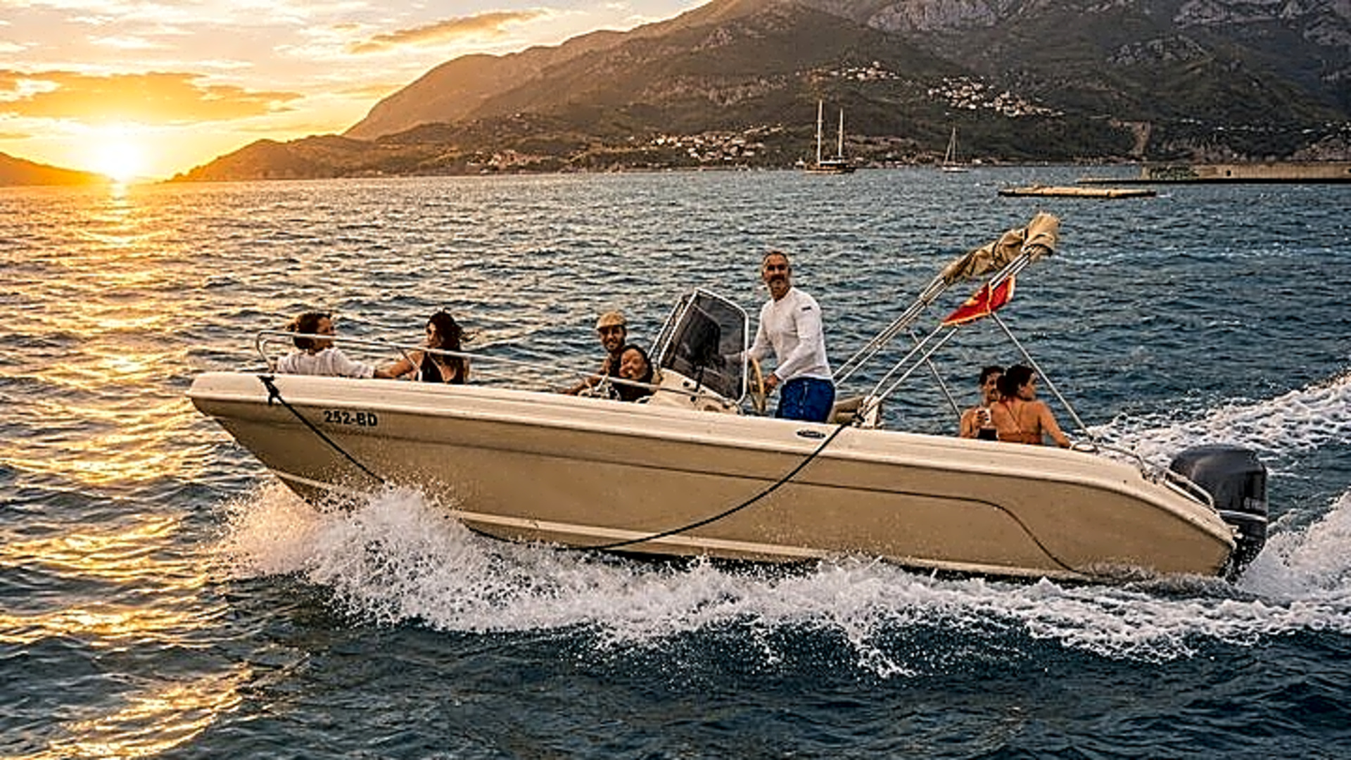 Budva Riviera Speedboat Tour (group tour,2h) - Montenegro