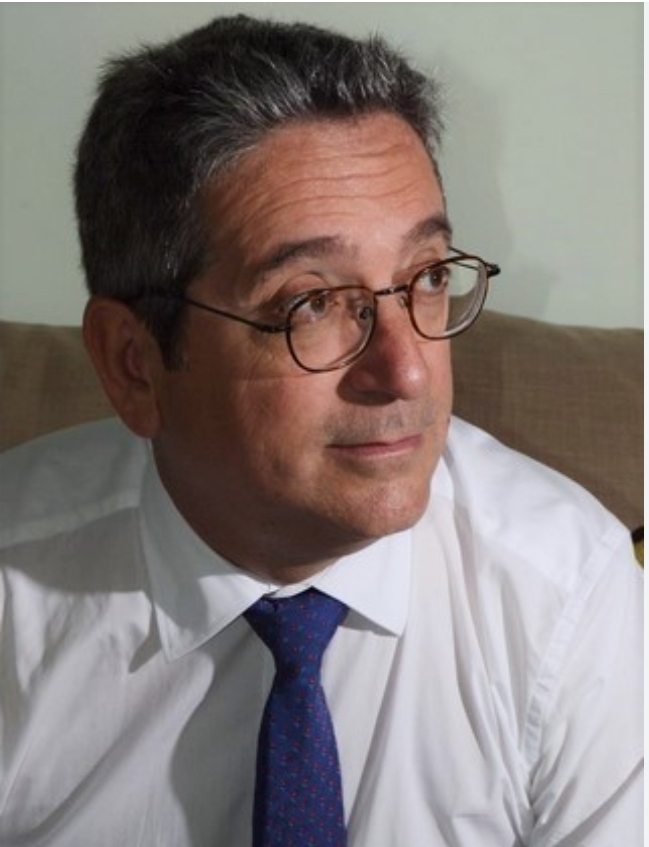 Eusebio Álvarez-Ossorio, comisario de la exposición del XX aniversario de Esencia