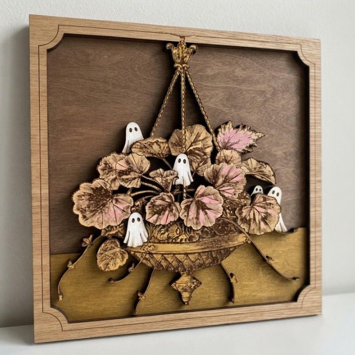 Hanging Saxifraga Stolonifera Plant Ghost Wooden Wall Art