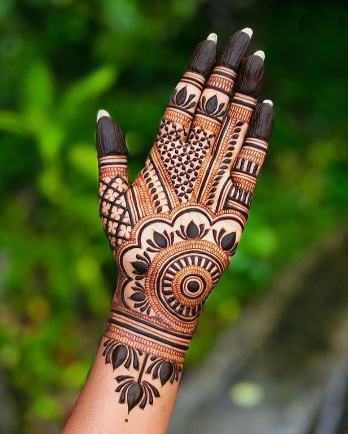 Stylish mehndi design 51
