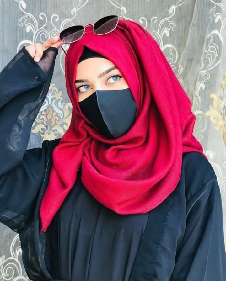 Hijab Girls DP 50