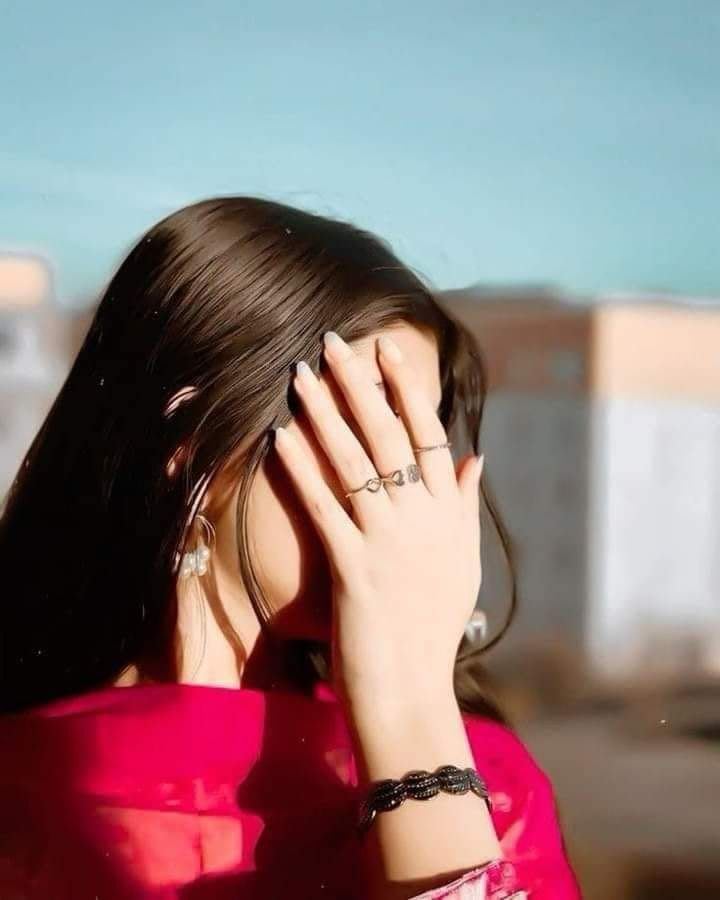 Hidden Face Girl 76