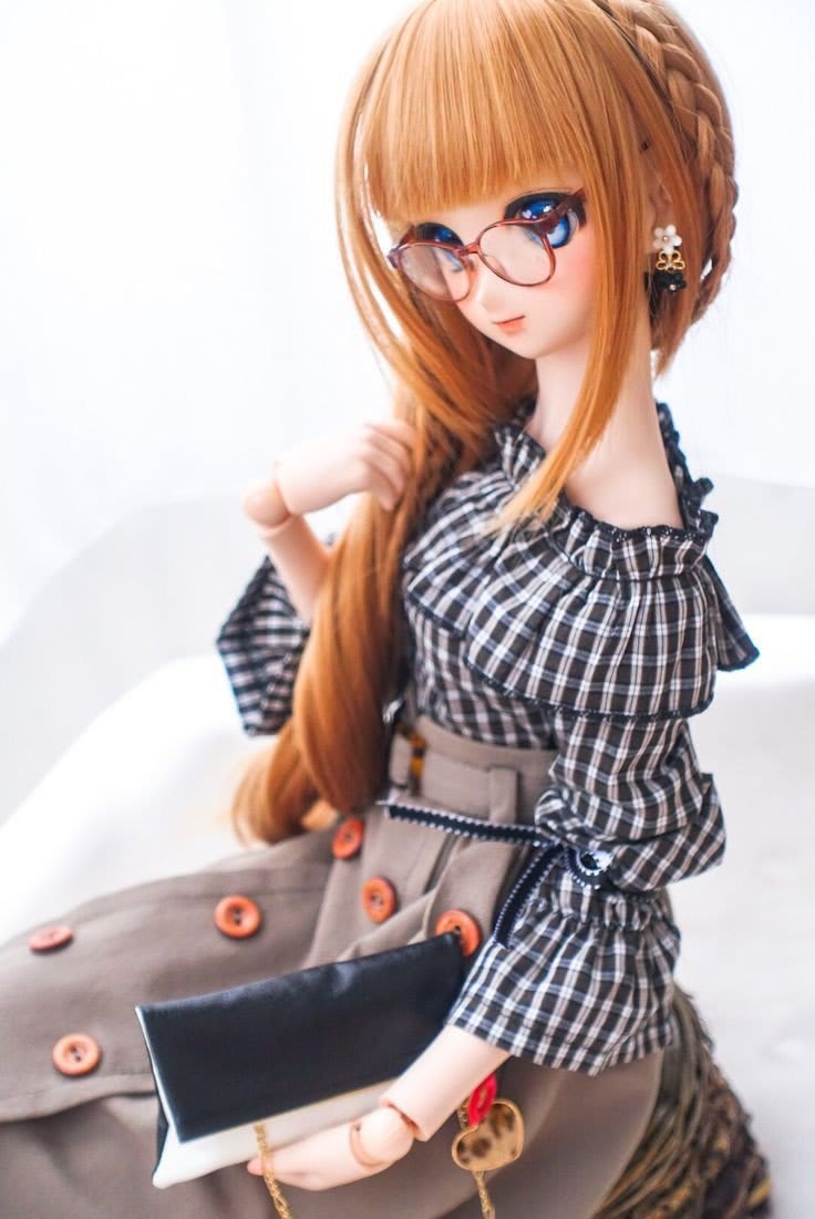 Doll Dp 12