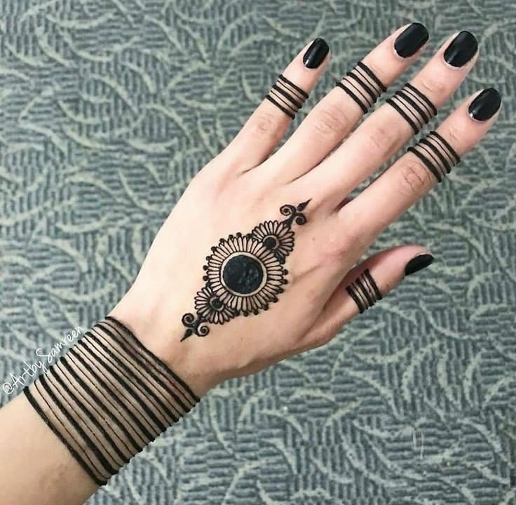 Stylish mehndi design 46