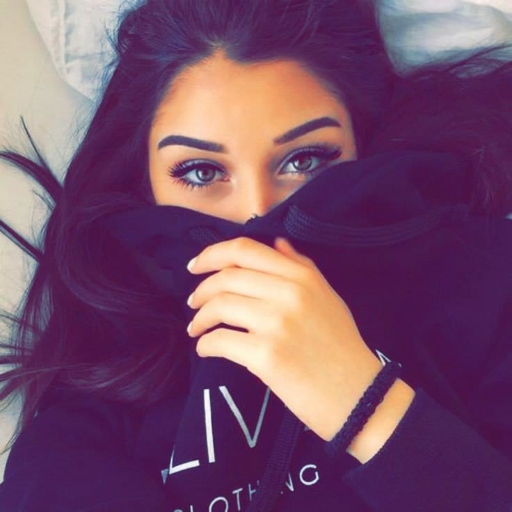 Hidden Face Girl 86