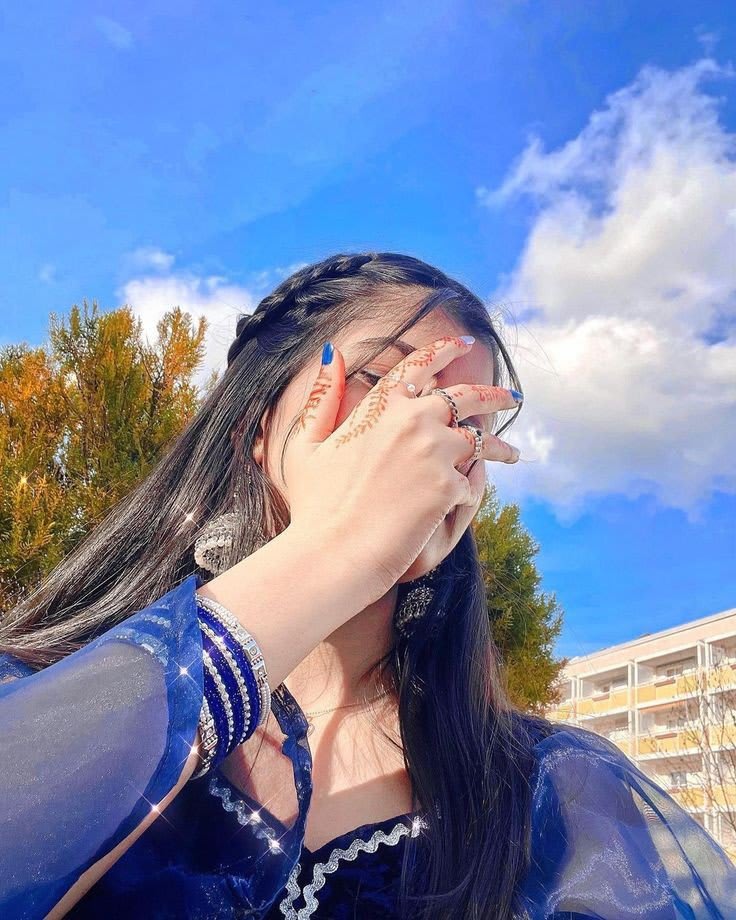 Hidden Face Girl 41