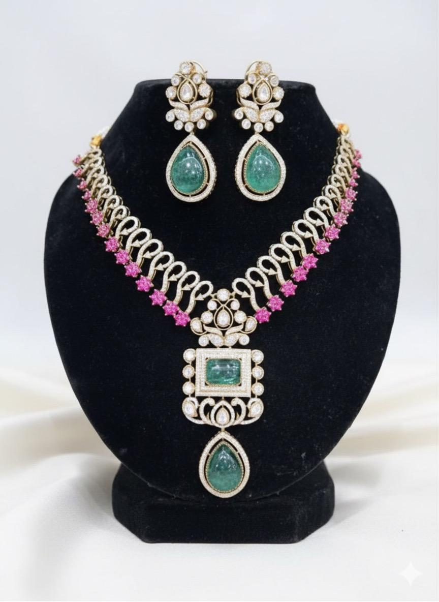 Mossanite Doublet Neckset V414