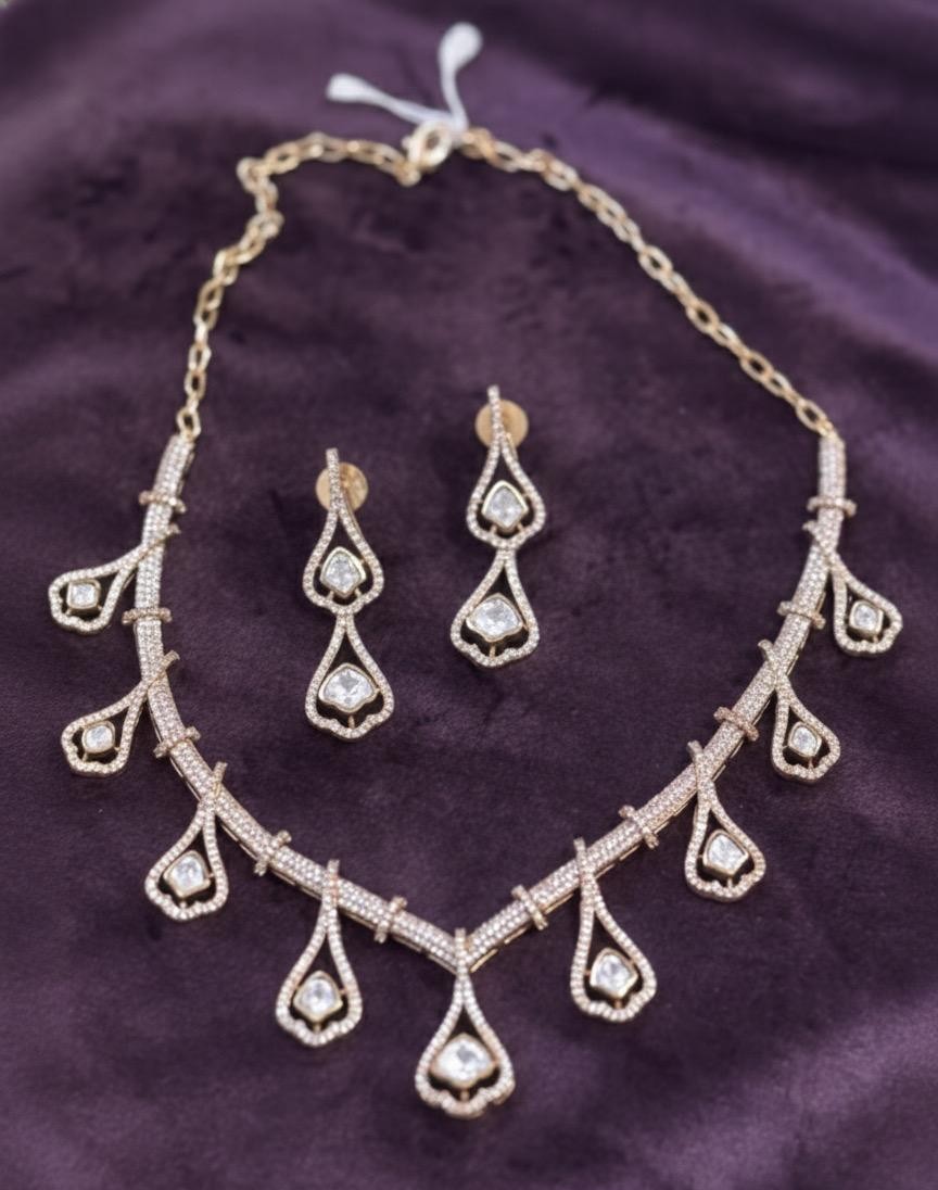 Diamond Neckset