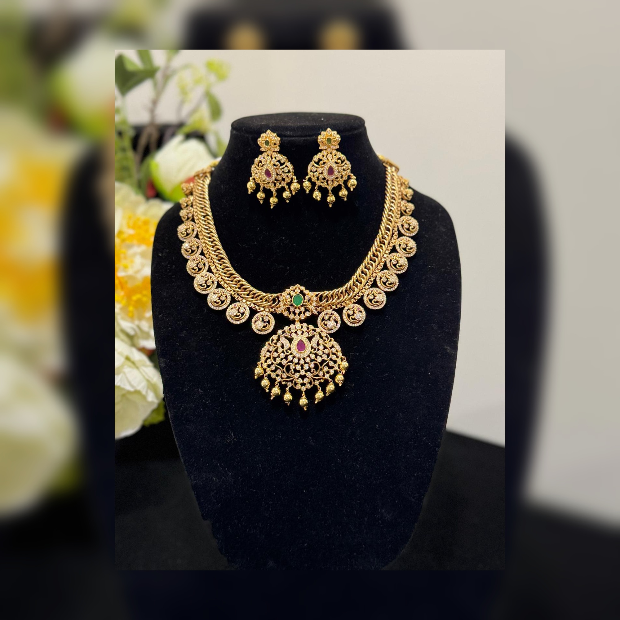 Antique Temple Coin Neckset V495