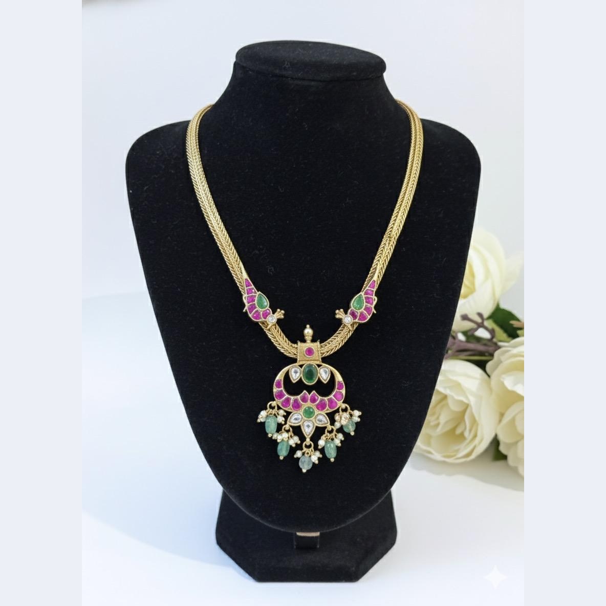 Naan patti Neckset V134