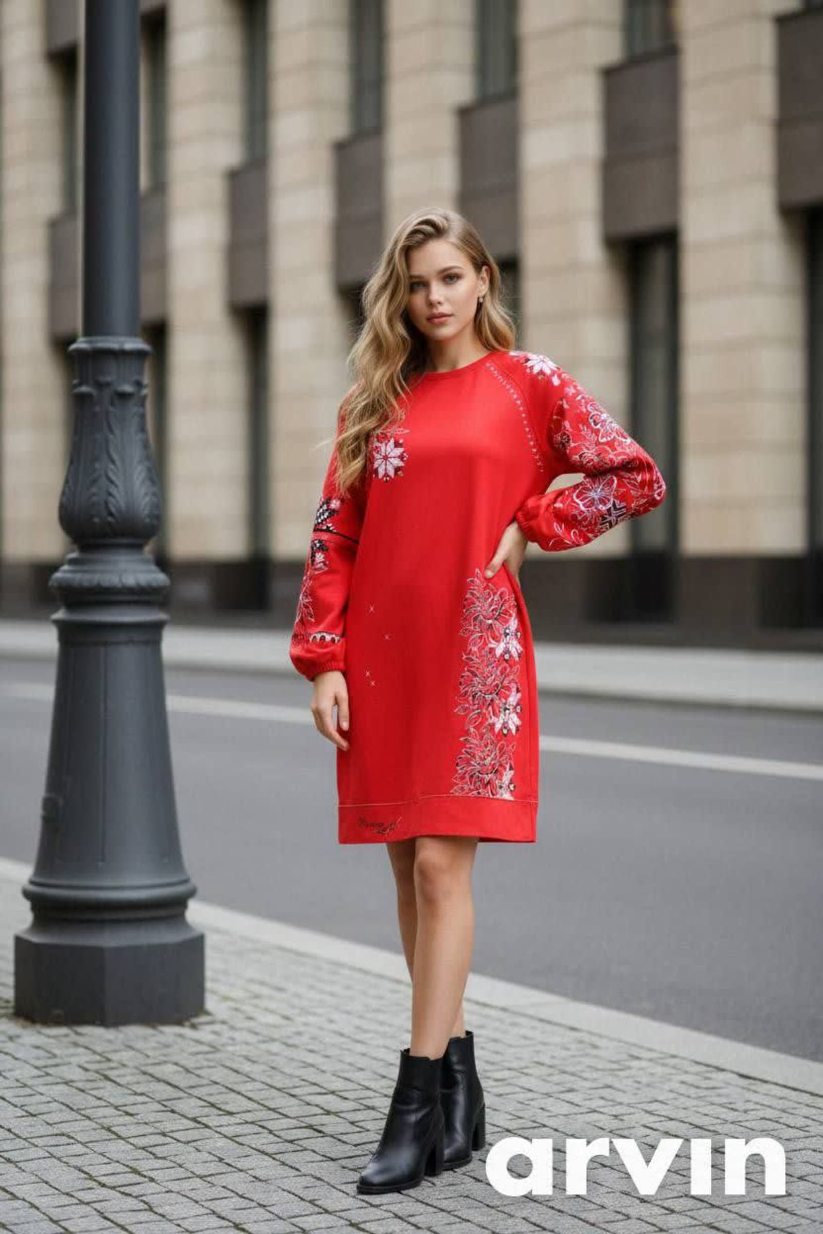 Сукня «Лелеки» — Червоний | EMBODY — 3
