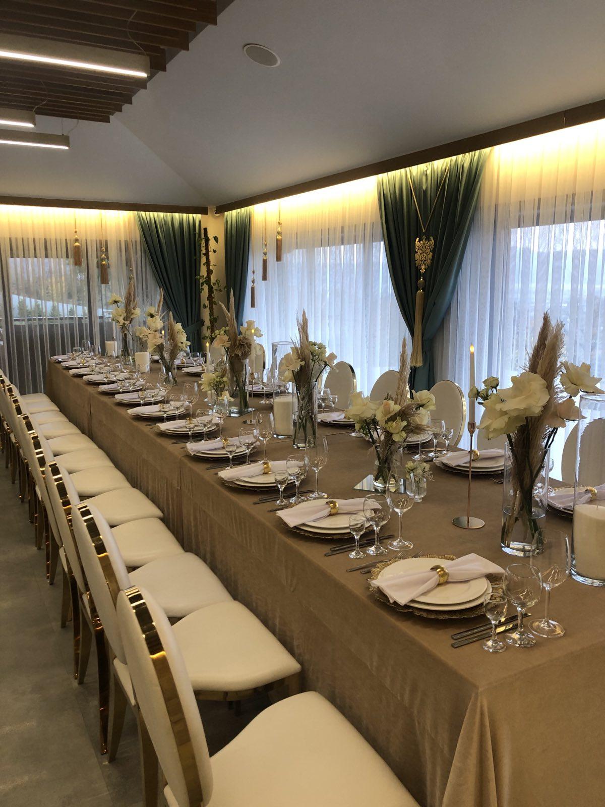 Бенкетний зал