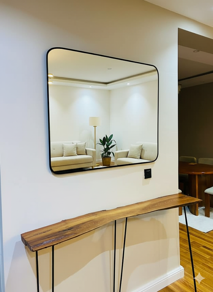 theo mirror 