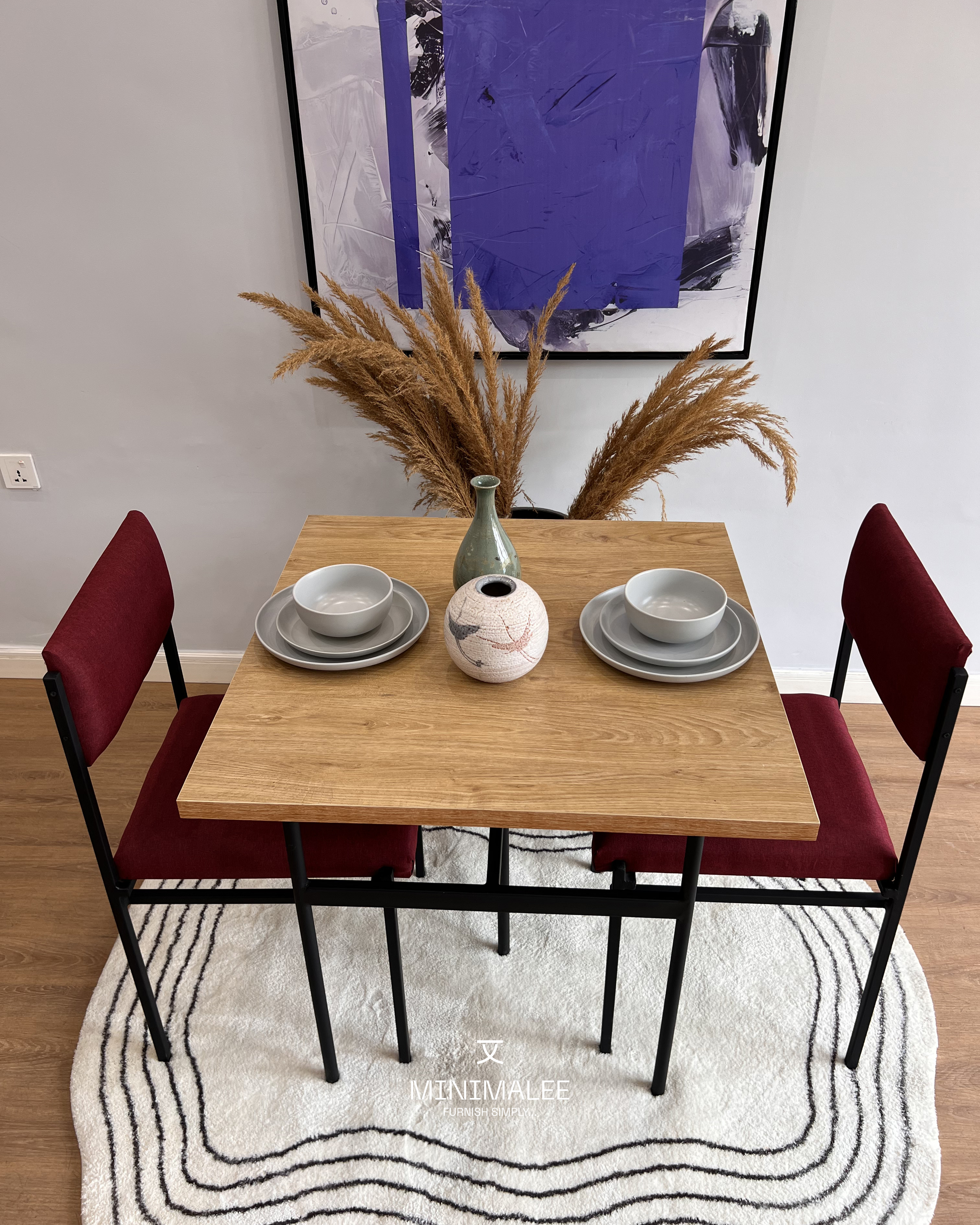 zusi dinning set (2 chairs & 1 table)