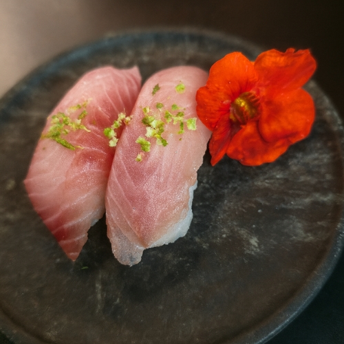 Nigiri de peixe branco