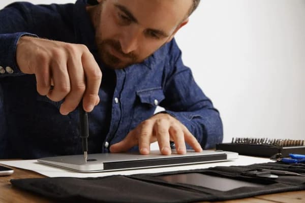 Computer and IT support service by Meem Infoware in Ahmedabad