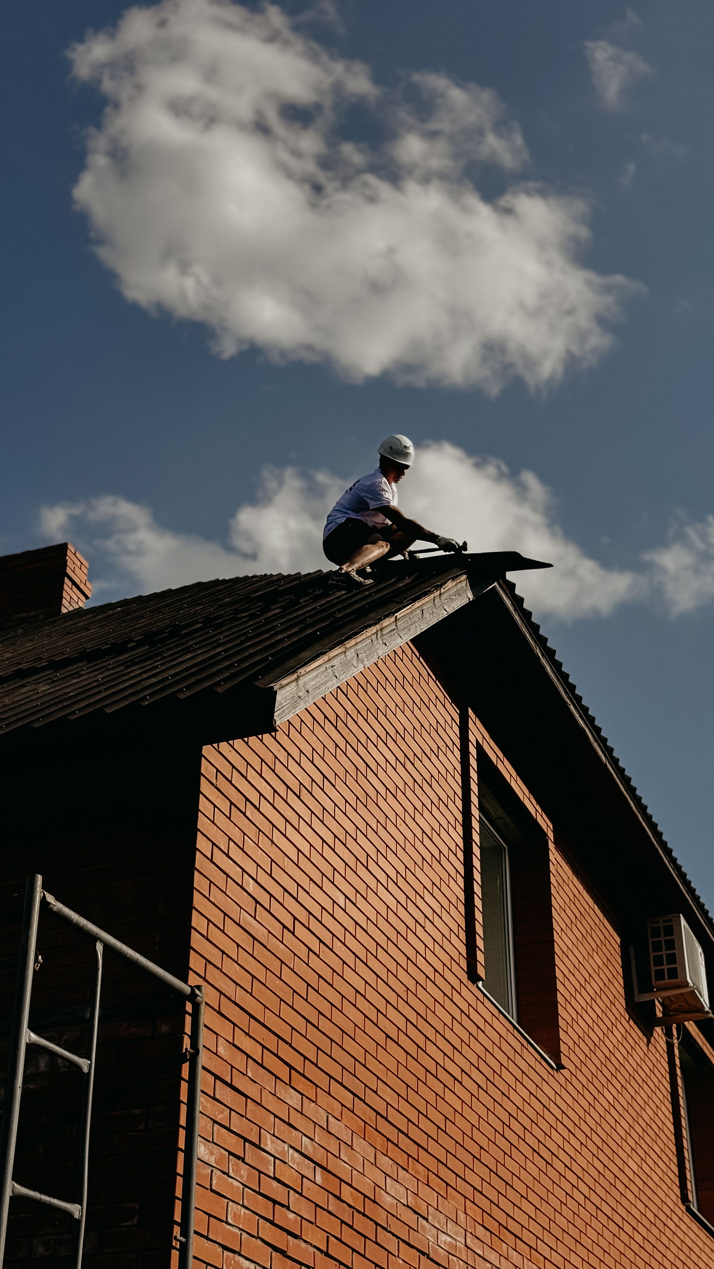 Roofing Contractors Team