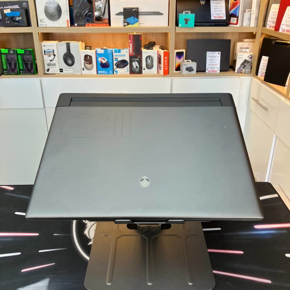 DELL  DELL ALIENWARE 18 CORE I9 14900HX 32GB 1TB RTX4070 18 QHD 165HZ  - LAPTOP GAMER vue 7