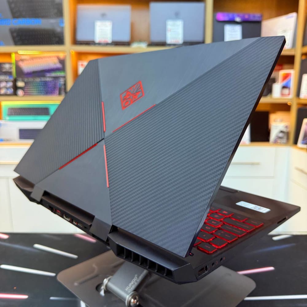 HP HP OMEN 15 I5 9300H 16GB 512SSD GTX 1660TI 6GB VRAM 15.6'' 144HZ - LAPTOP GAMER vue 6