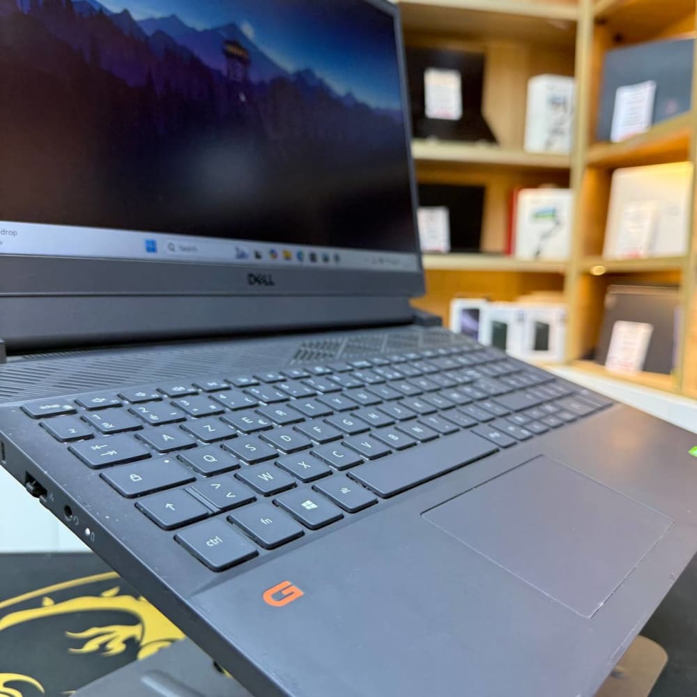 DELL DELL G15 I5 10500H NVIDIA GTX 1650 16GB RAM 512GB SSD ECRAN FHD 120HZ - LAPTOP GAMER vue 3