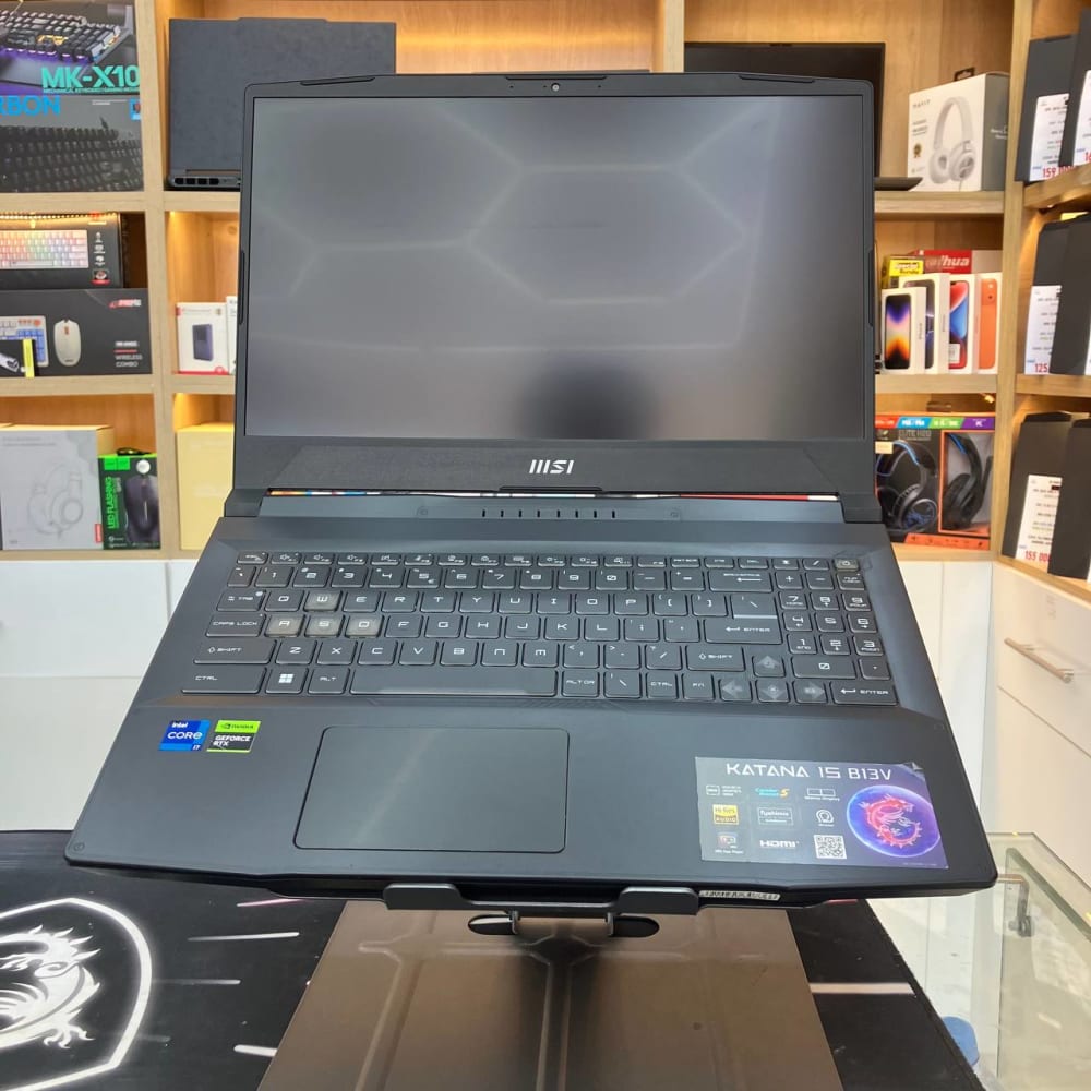 MSI MSI KATANA 15 B13V I7 12700H 16GB 512SSD RTX4060 8GBVRAM 15.6'' 240HZ - LAPTOP GAMER vue 2