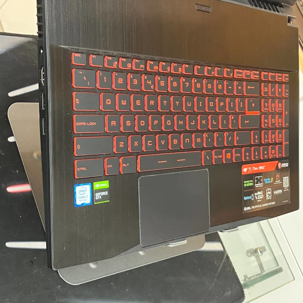 MSI MSI GF75 THIN CORE I7 9750H 16GB 512SSD GTX1650 4GBVRAM 17 FHD 120HZ - LAPTOP GAMER vue 2