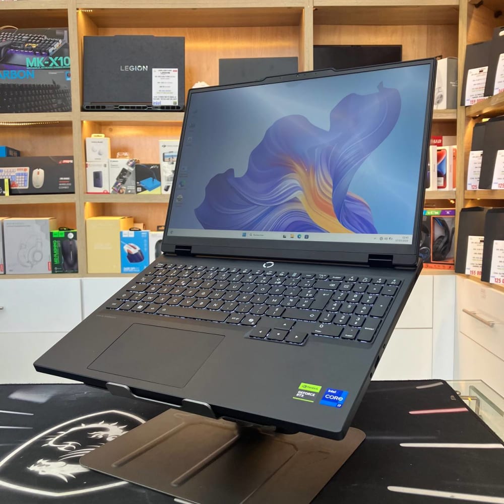 LENOVO LENOVO LEGION 5 CORE I7 13650HX 32GB 512SSD RTX 5070 8GBVRAM 15.6'' FHD 165HZ - LAPTOP