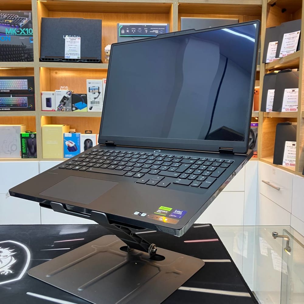 LENOVO LEGION PRO 5 ULTRA 7 255HX 32GB 1TB RTX 5070 8GBVRAM 15.6 OLED 165HZ - LAPTOP