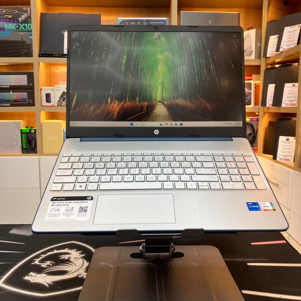 HP HP LAPTOP 15 CORE I5 1235U 8GB 256SSD 15.6 FHD - LAPTOP vue 2