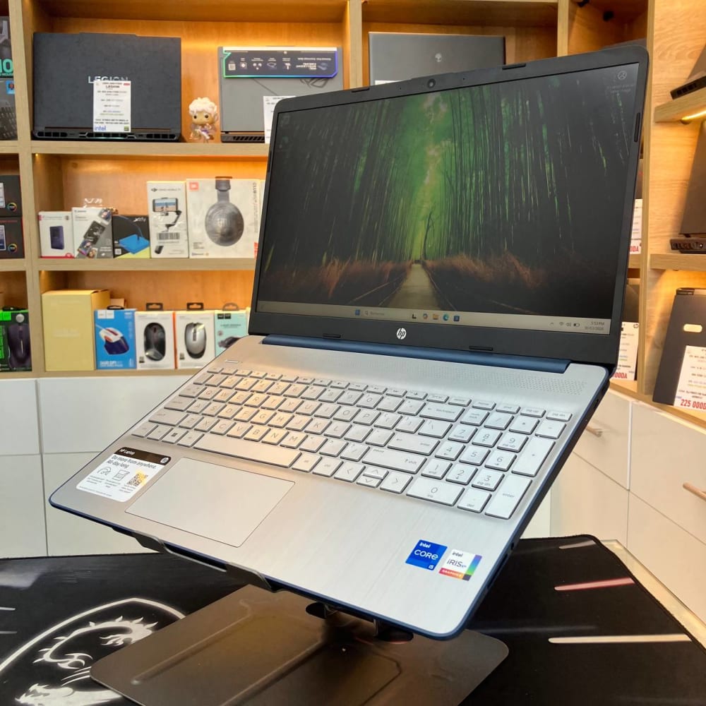 HP HP LAPTOP 15 CORE I5 1235U 8GB 256SSD 15.6 FHD - LAPTOP