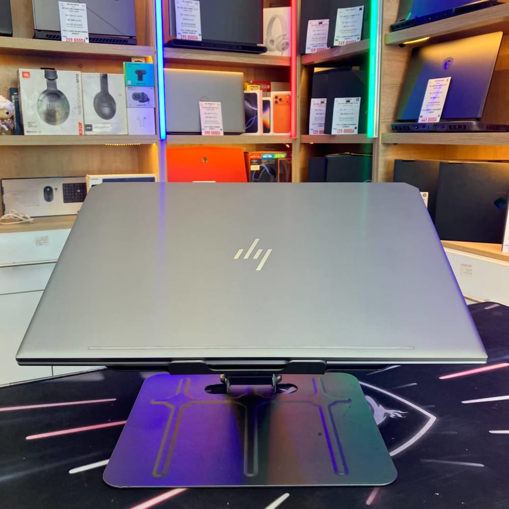 HP HP ZBOOK 15 I7 8750H 16GB 256SSD NVIDIA QUADRO P2000 4GBVRAM 15.6 4K - LAPTOP vue 5