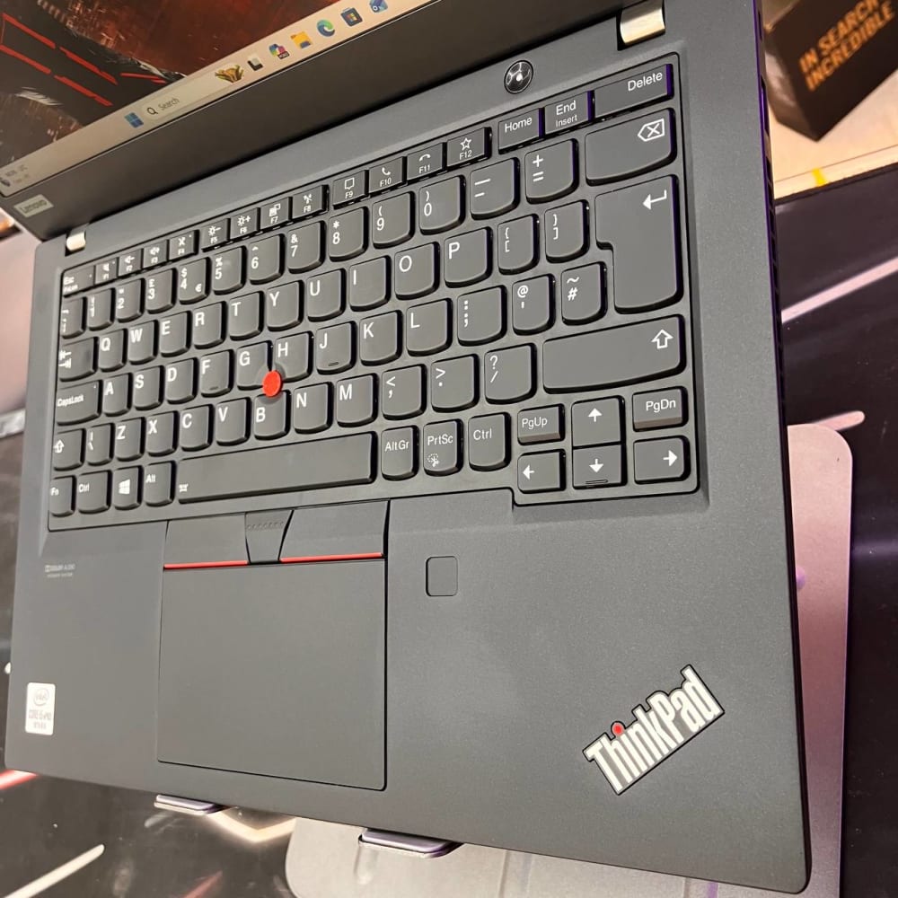LENOVO LENOVO THINKPAD X13 CORE I5 10310U 16GB 256SSD 13.3 FHD TACTILE - LAPTOP vue 5