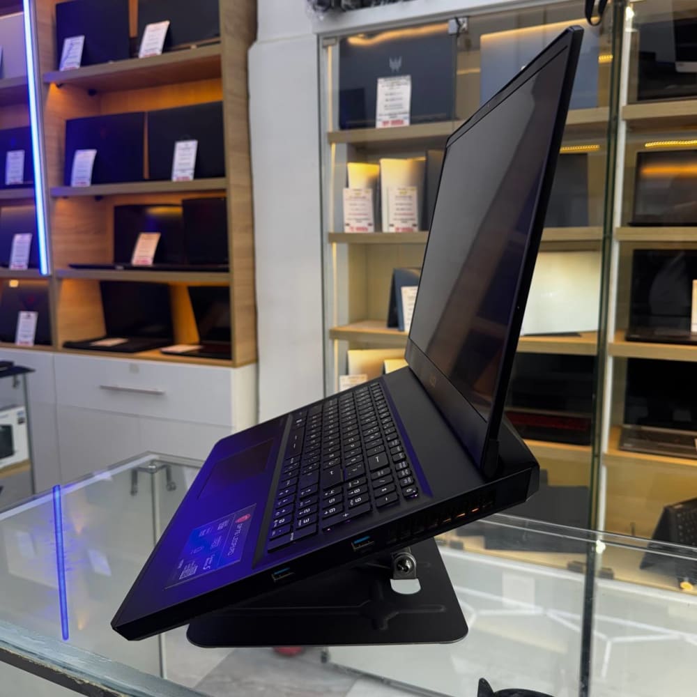 MSI  MSI GP76 LEOPARD CORE I7 11800H 32GB 1TB SSD 16 FHD 144HZ RTX 3070 8GBVRAM - LAPTOP GAMER vue 3