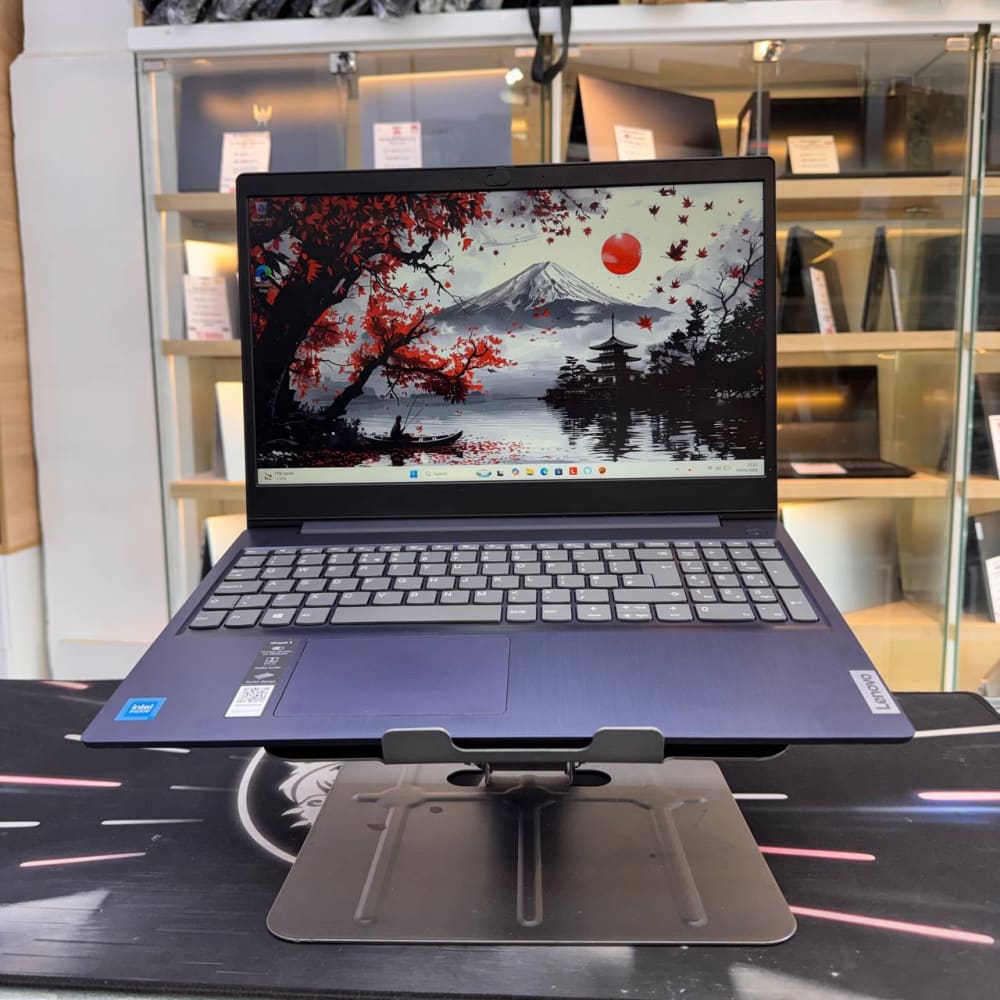 LENOVO LENOVO IDEAPAD 3 INTEL CELERON 6305 8GB 128GB SSD 15.6' FHD - LAPTOP vue 3