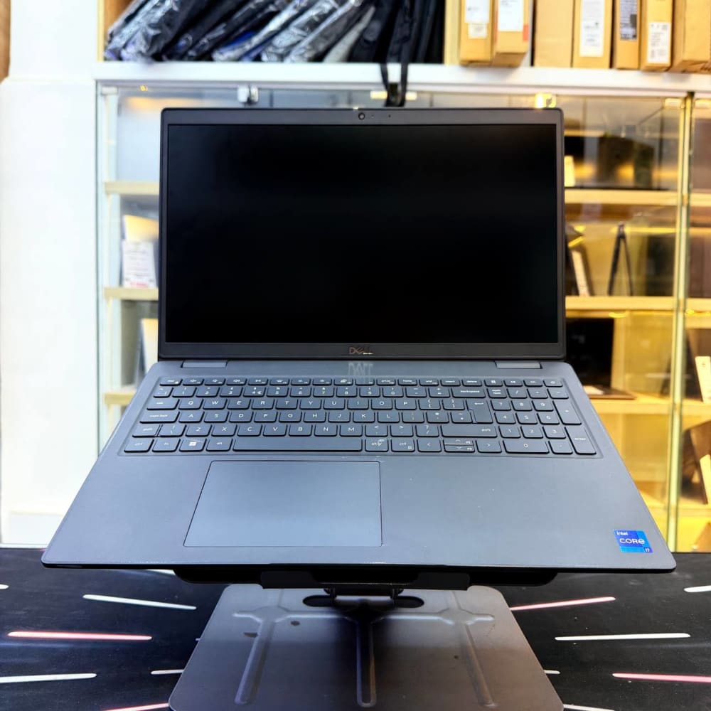 DELL DELL LATITUDE 3520 INTEL CORE I7 1165G7 8GB 256GB SSD 15.6' FHD - LAPTOP vue 3