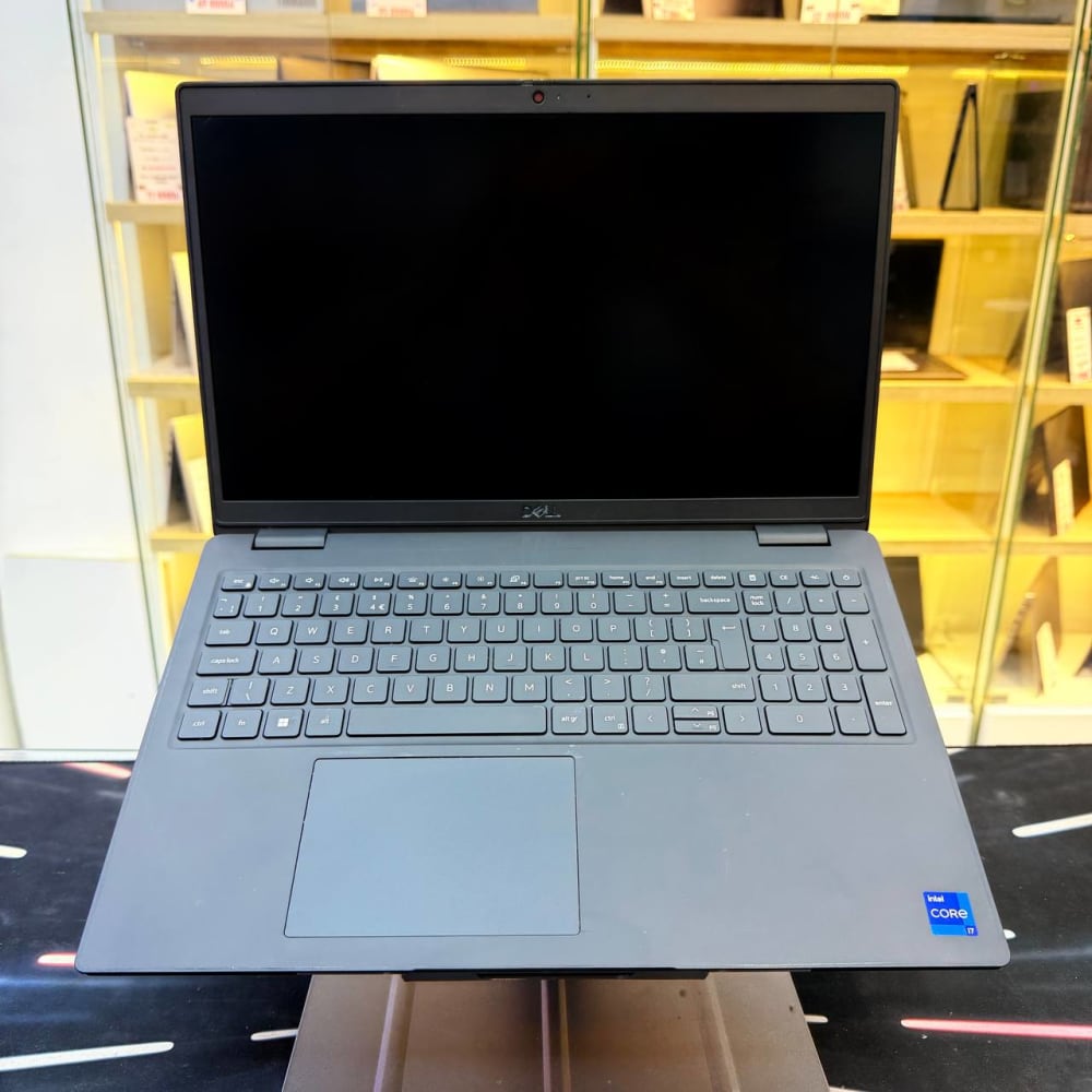 DELL DELL LATITUDE 3520 INTEL CORE I7 1165G7 8GB 256GB SSD 15.6' FHD - LAPTOP vue 4