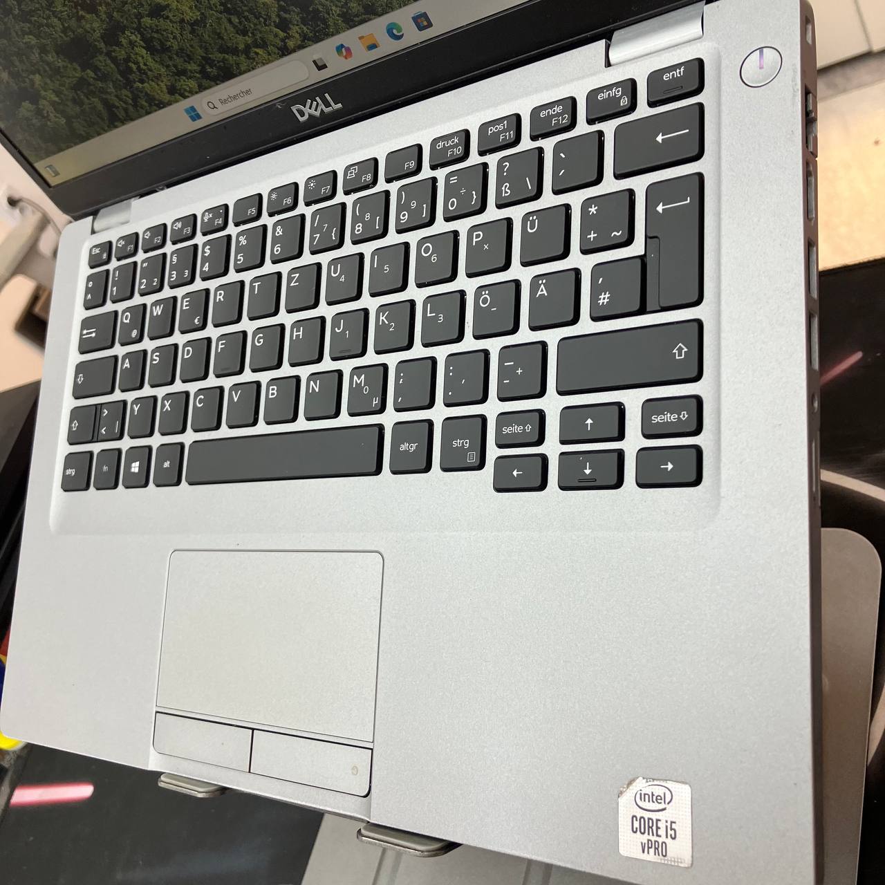 DELL DELL LATITUDE 5410 I5 10310U 16GB 256SSD 14'' FHD - LAPTOP vue 5