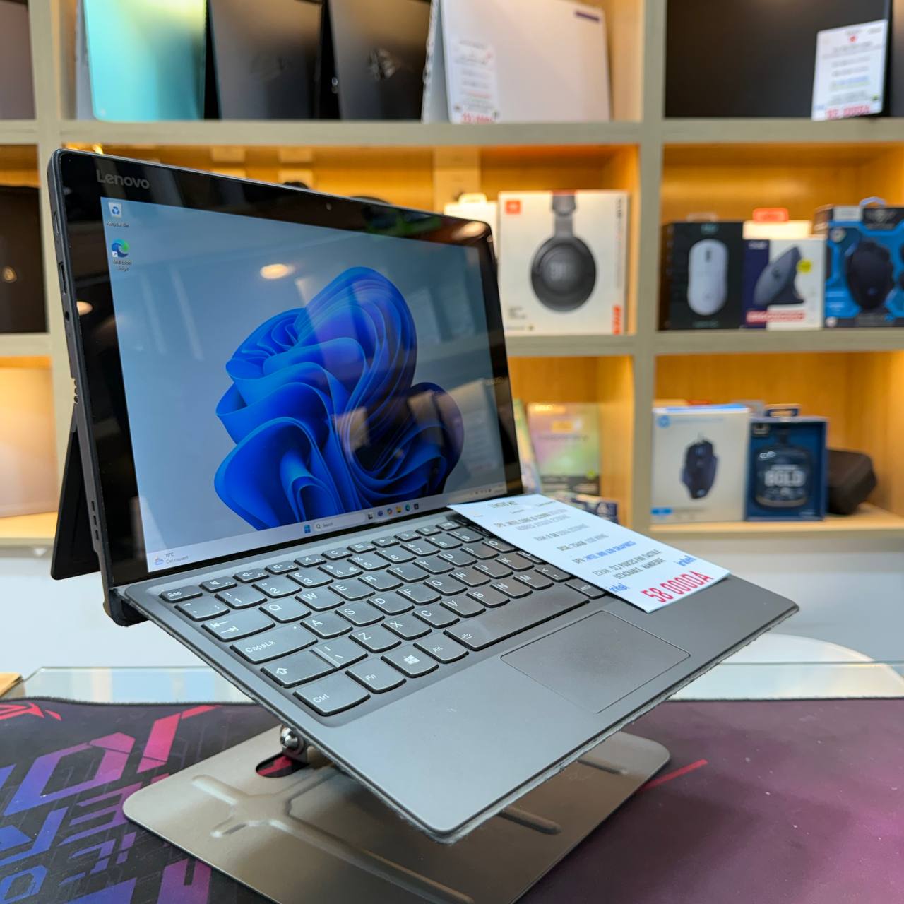 LENOVO  LENOVO MIX I5 8250U 8GB RAM 256GB SSD TACTIL DETACHABLE - LAPTOP vue 5