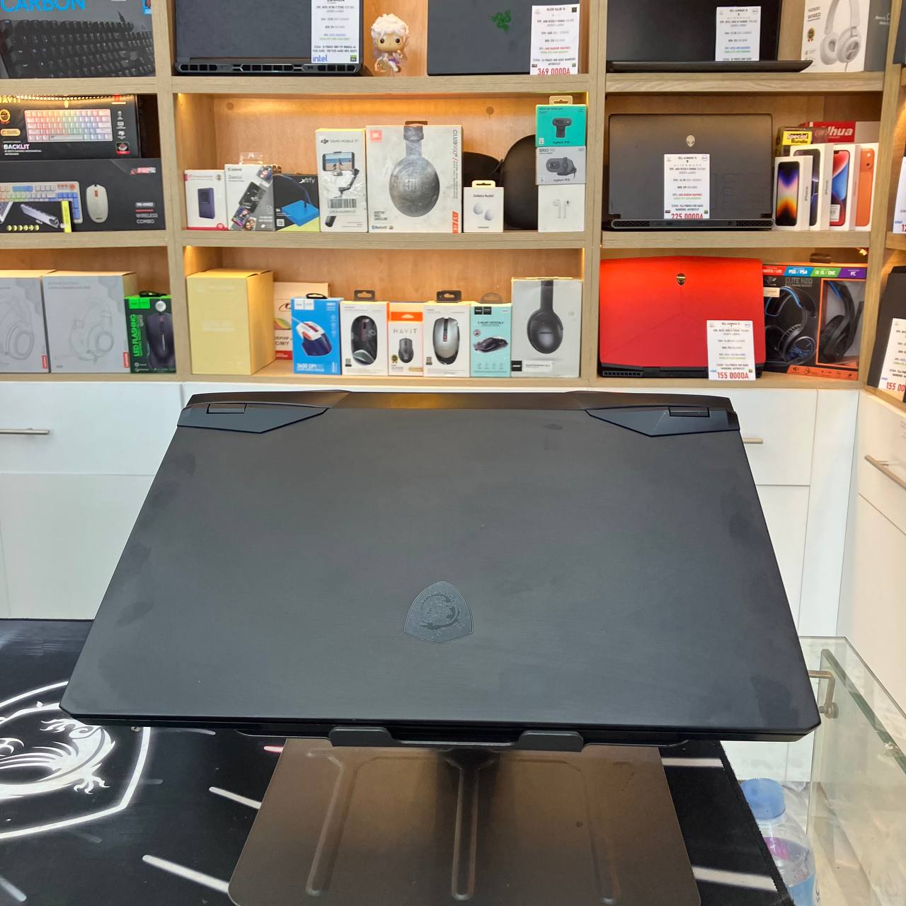 MSI MSI VECTOR GP66 CORE I7 11800H 16GB 1TB SSD RTX3080 8GB 16 FHD 144HZ - LAPTOP vue 6