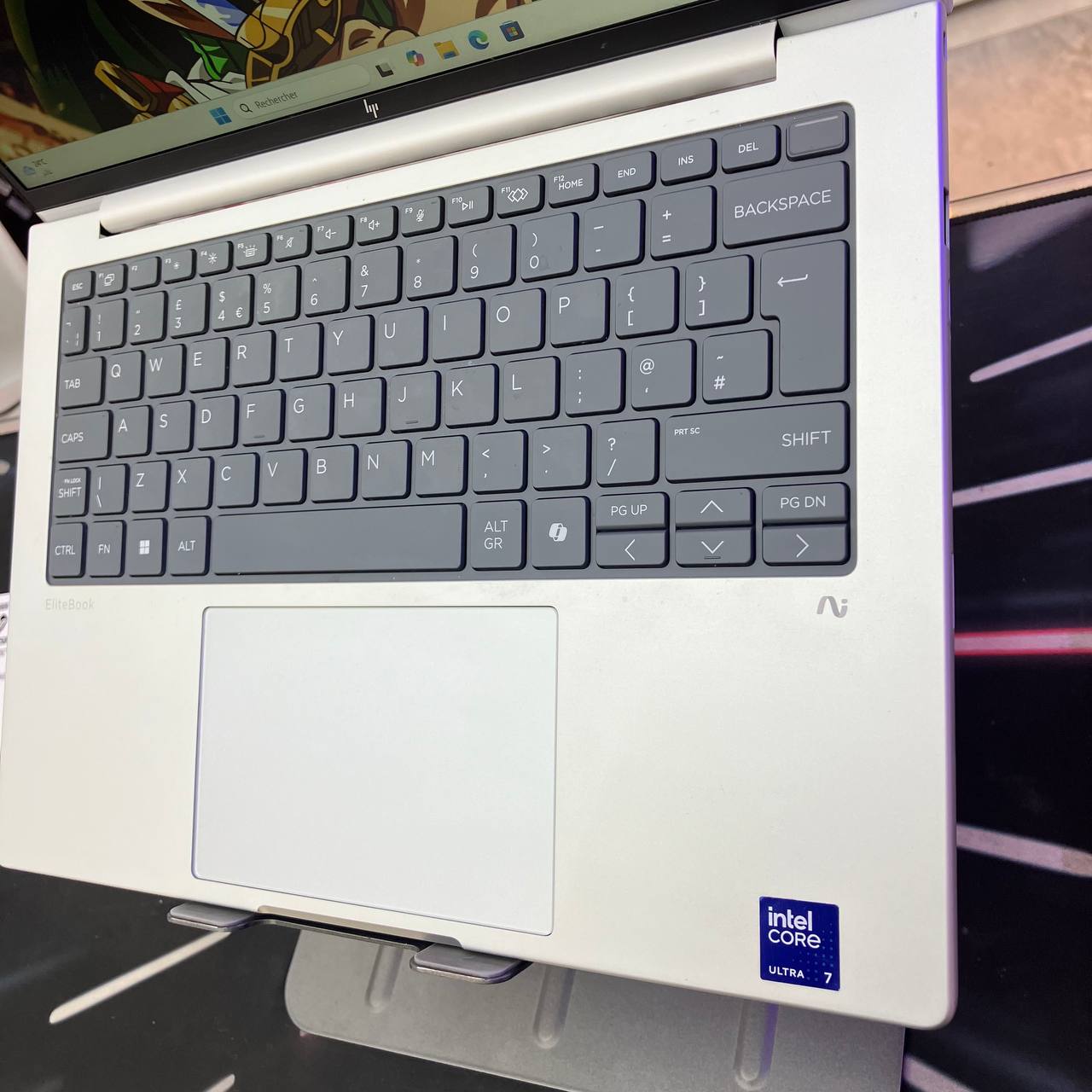 HP HP ELITEBOOK 8 G11 14 AI ULTRA 7 258V 32GB 512SSD 14 FHD - LAPTOP vue 4