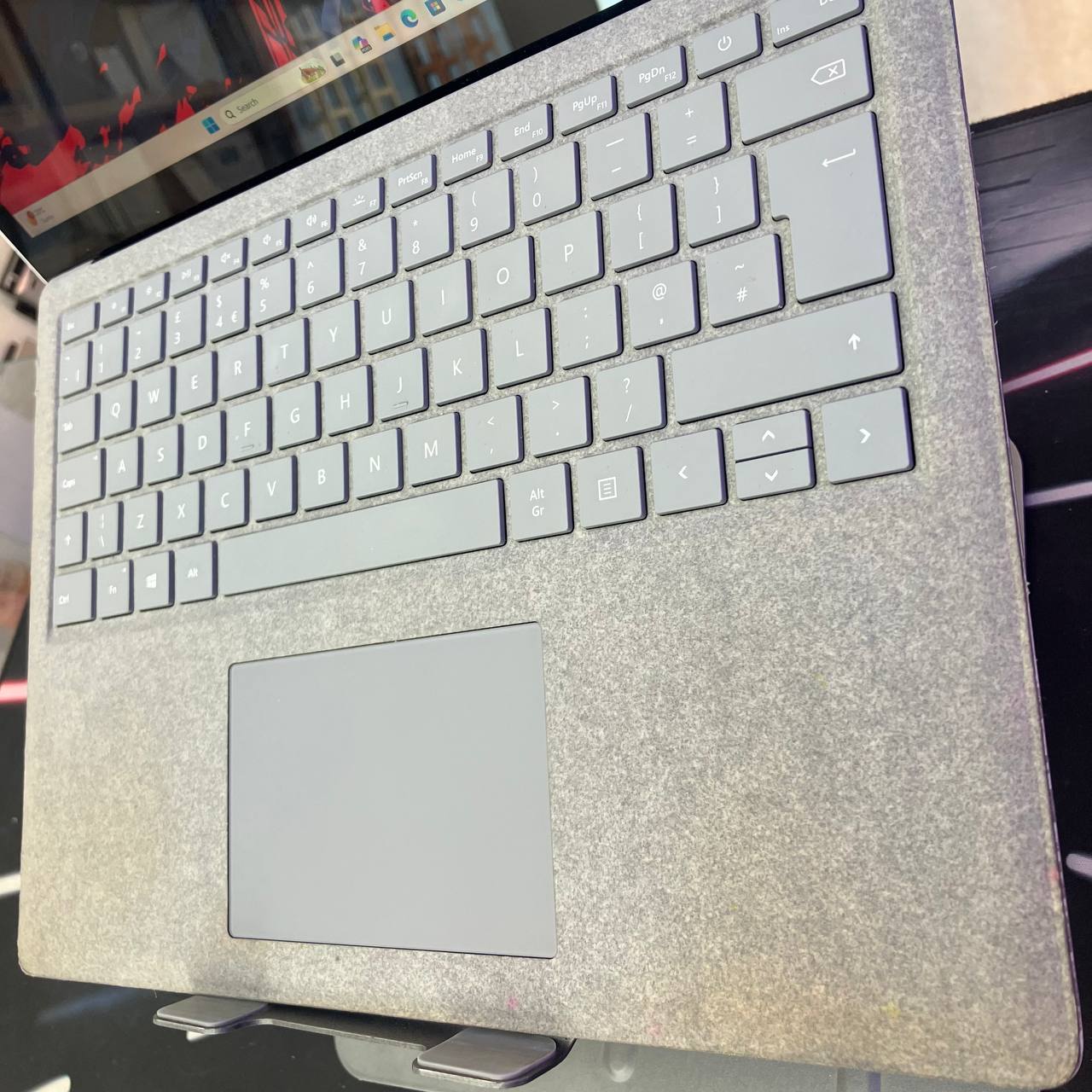  MICROSOFT SURFACE  MICROSOFT SURFACE LAPTOP2 CORE I5 8350U 8GB 128SSD 12.5 2K TACTILE - LAPTOP vue 4