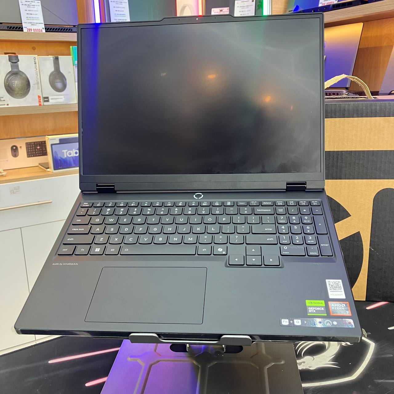 LENOVO LENOVO LEGION 15 RYZEN 7 260 16GB 1TB SSD RTX5060 8GBVRAM 15.3 WUXGA 165HZ - LAPTOP vue 2