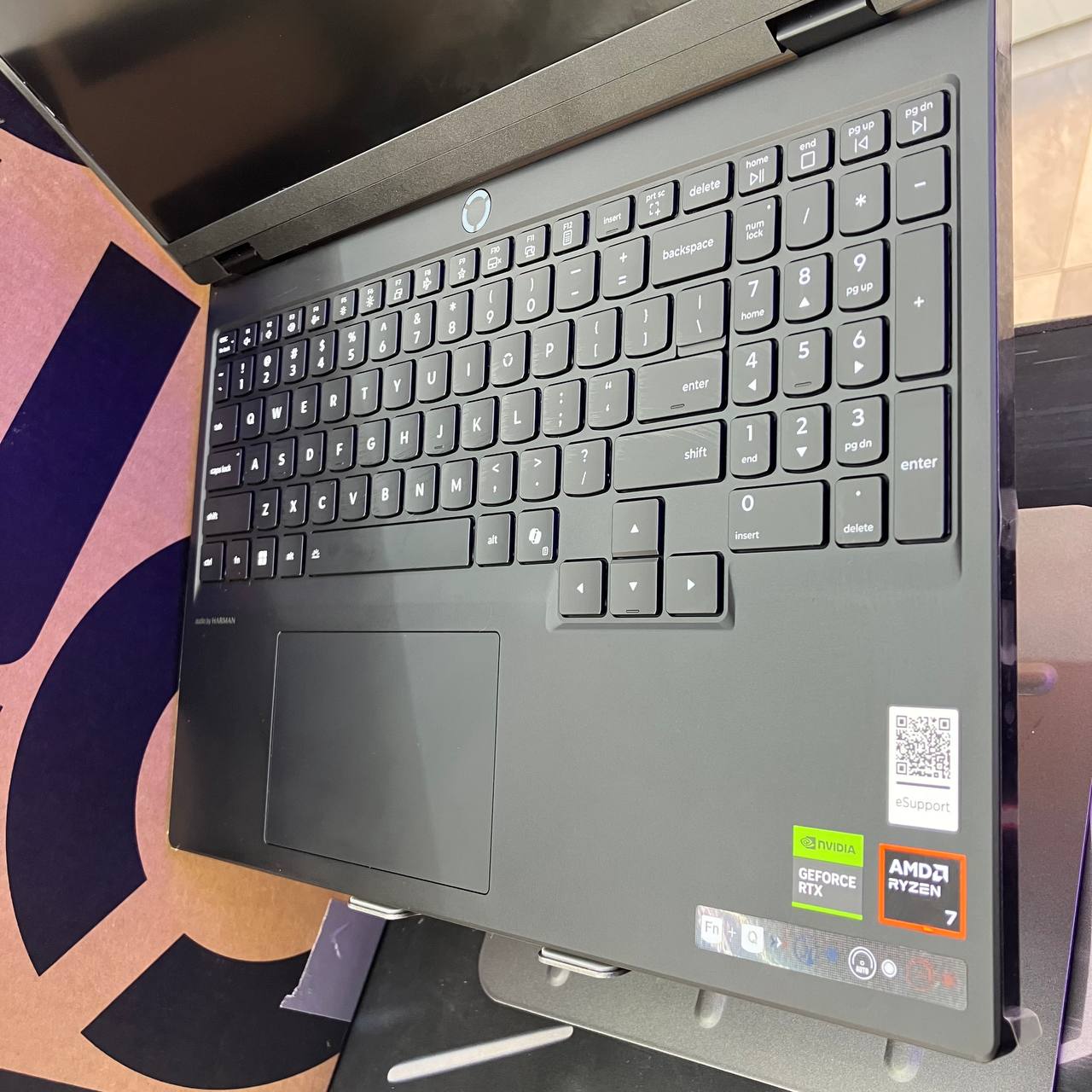 LENOVO LENOVO LEGION 15 RYZEN 7 260 16GB 1TB SSD RTX5060 8GBVRAM 15.3 WUXGA 165HZ - LAPTOP vue 4