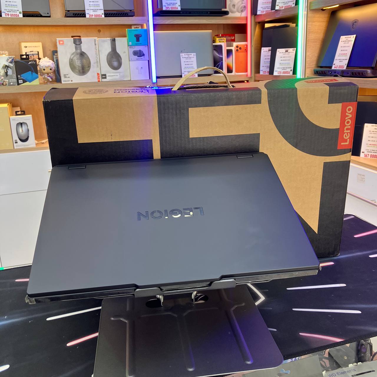 LENOVO LENOVO LEGION 15 RYZEN 7 260 16GB 1TB SSD RTX5060 8GBVRAM 15.3 WUXGA 165HZ - LAPTOP vue 5